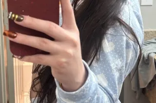 Sexiest snow bunny in the area 😘 - Image 4